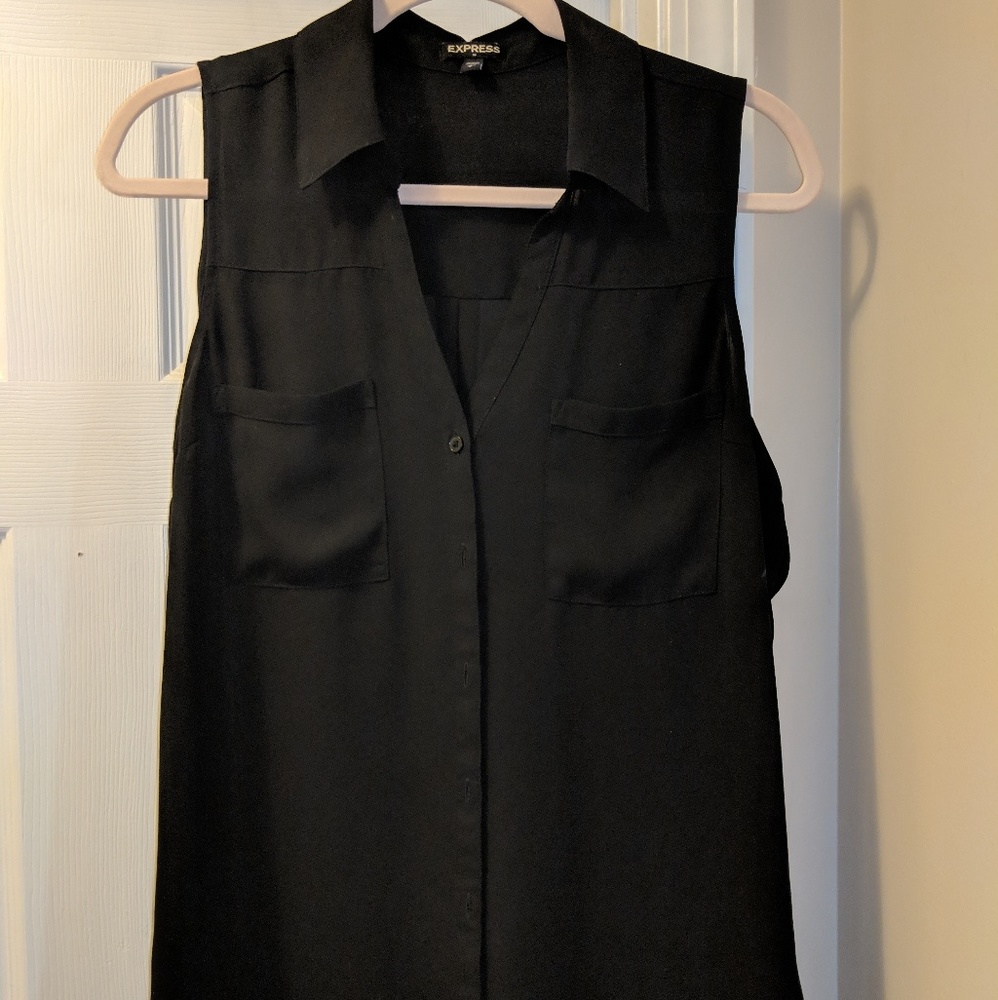 Black sleeveless blouse